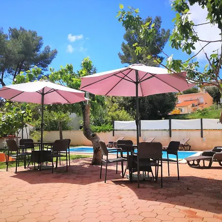 Romina- 50m From The Sea Apartment